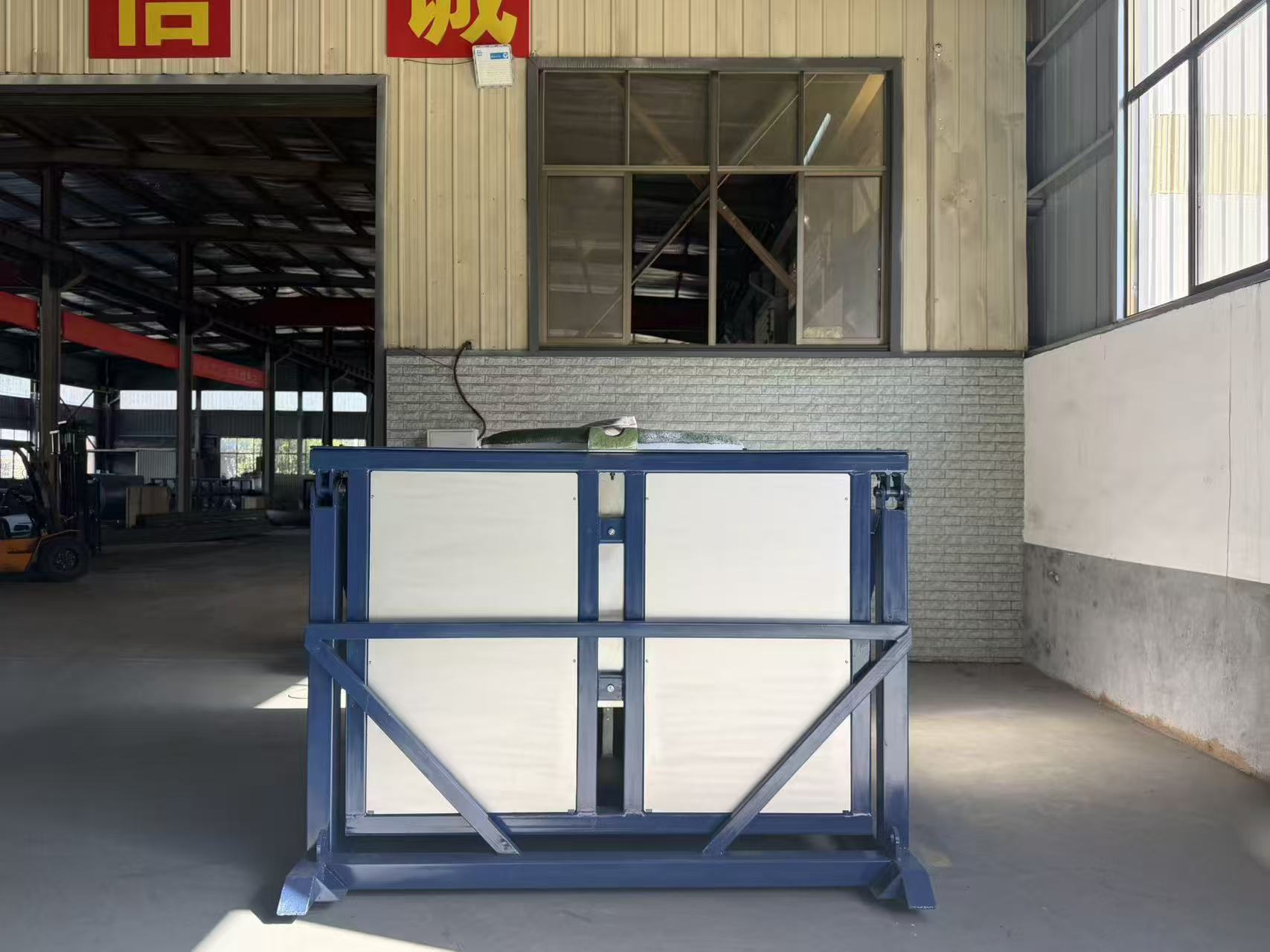 成品展示区